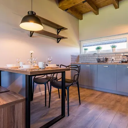 公寓 Lovely In With Sauna *